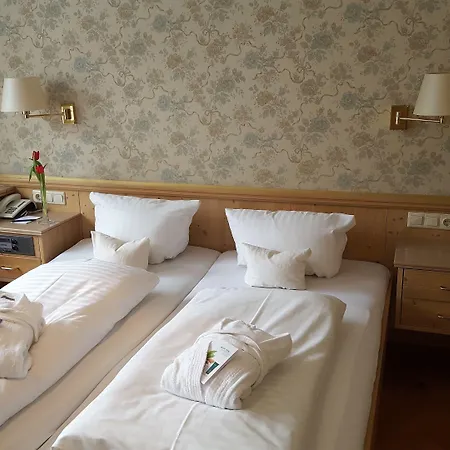 Hotel Hoher Knochen - Ruhe & Winterberg