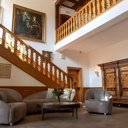 Hoher Knochen - Ruhe & Szálloda