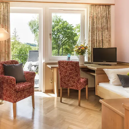 Hoher Knochen - Ruhe & Hotel 4*