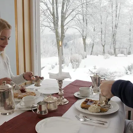 Hoher Knochen - Ruhe & Hotell 4*